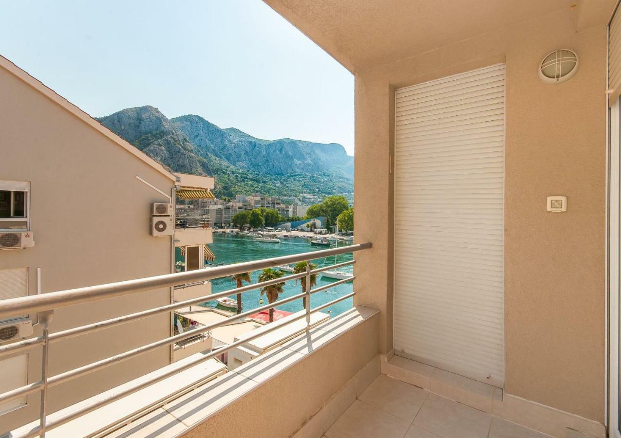 Modern New Flat Next To River Cetina أوميس المظهر الخارجي الصورة