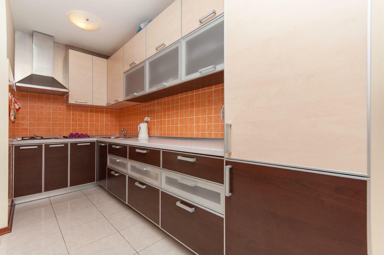 Modern New Flat Next To River Cetina أوميس المظهر الخارجي الصورة